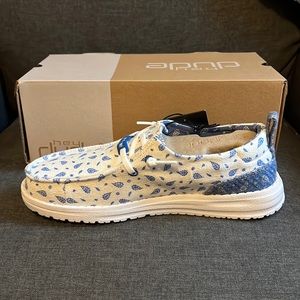 Womens Wendy Zig Zag Block Bandana Hey Dude Shoes